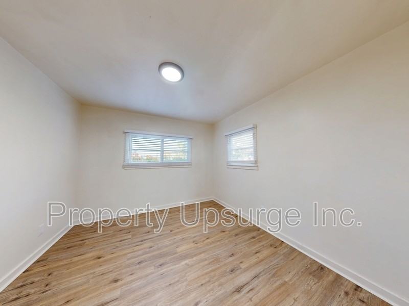 640 Bird St - Photo 6 of 10