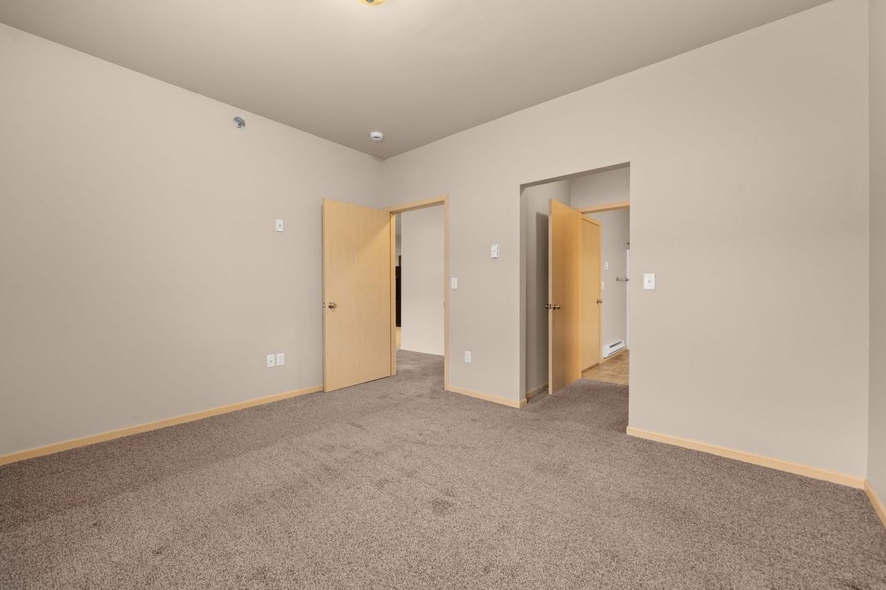 Stonebridge Villas - Photo 7 of 8