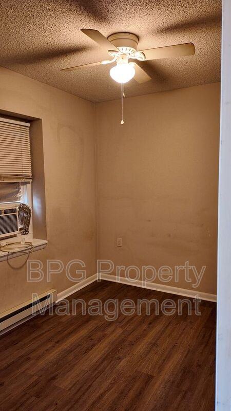 205 N Main St #6 - Photo 3 of 44