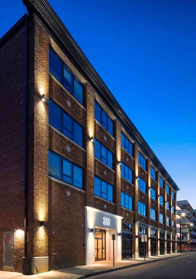 The Arnold Apartments - Photo 6 of 6