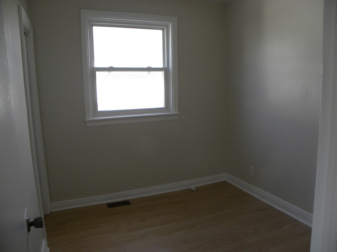 Marier Ave & Shakespeare St #6 - Photo 3 of 7