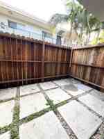 featured image of 2727 Abbot Kinney Blvd