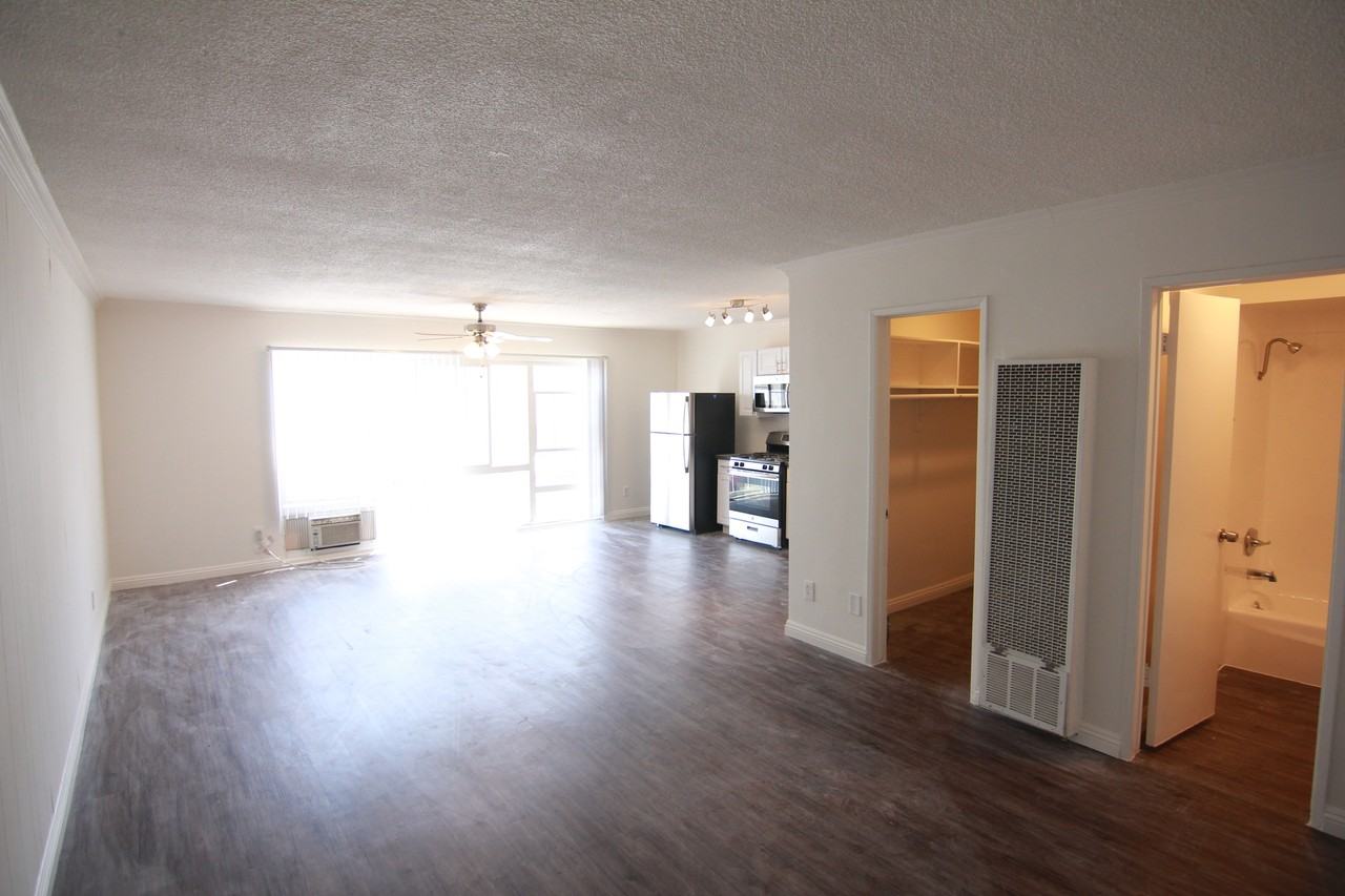 101 Normandie Avenue #102 - Photo 4 of 14