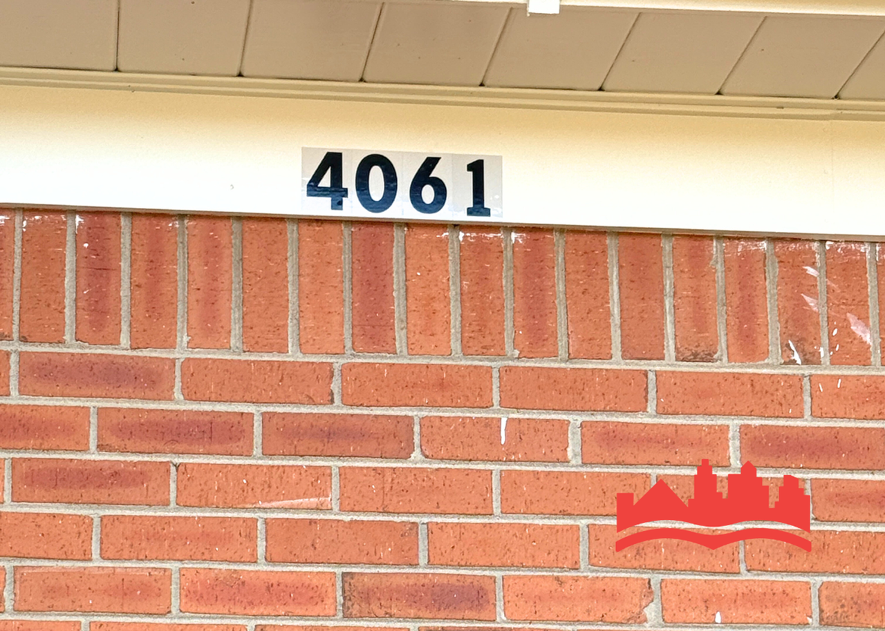 4061 Mossville St - Photo 2 of 15