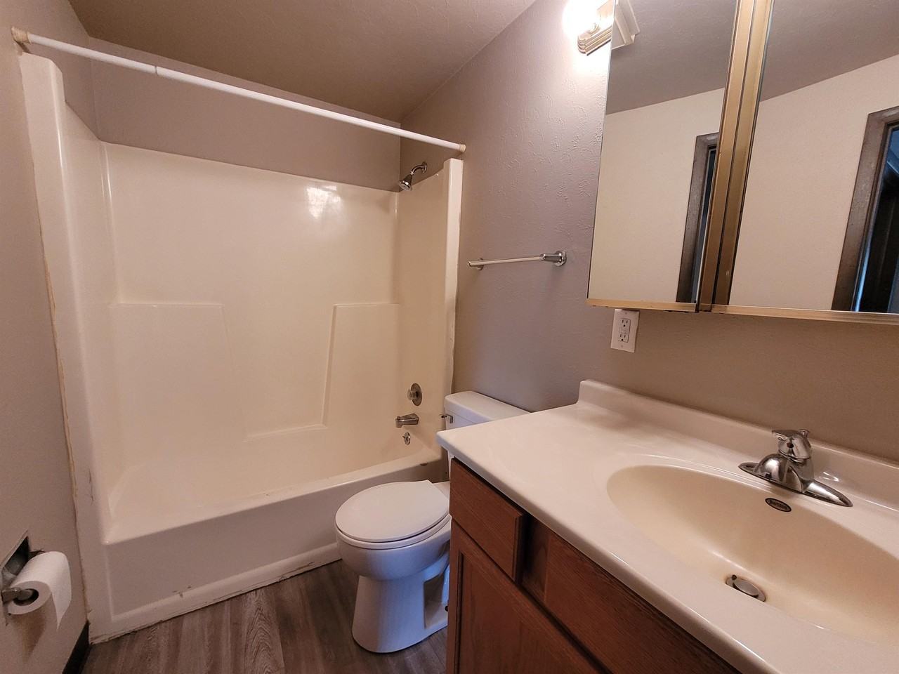 523 Spinnaker Lane - Photo 5 of 7