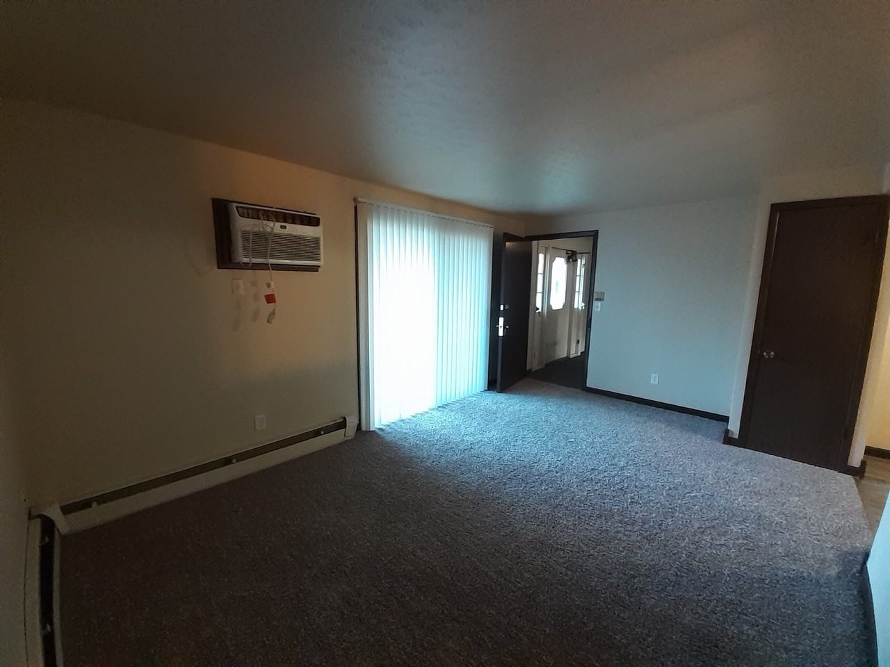 535 Spinnaker Lane - Photo 4 of 14