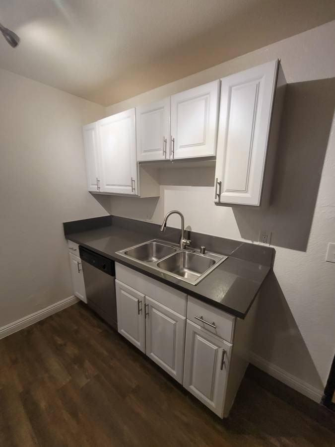 4124 Eagle Rock Boulevard #111 - Photo 4 of 17