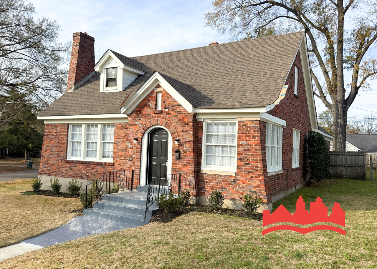 2244 Cypress Cir - Photo 2 of 20