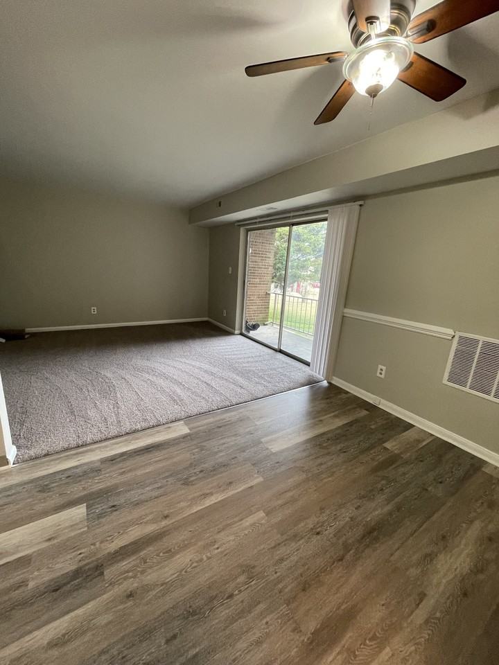 1008 Adams Avenue- Unit 2D - Photo 4 of 9