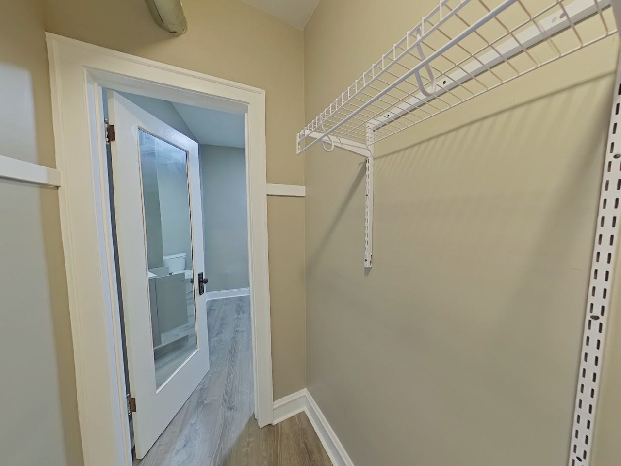 4523 Gravois Avenue - Photo 7 of 9