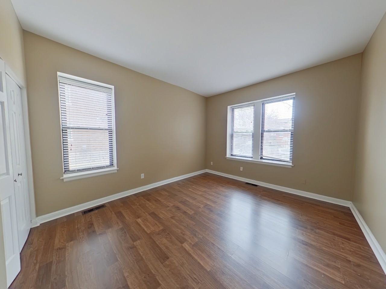 4101 Flad Avenue - Photo 3 of 15