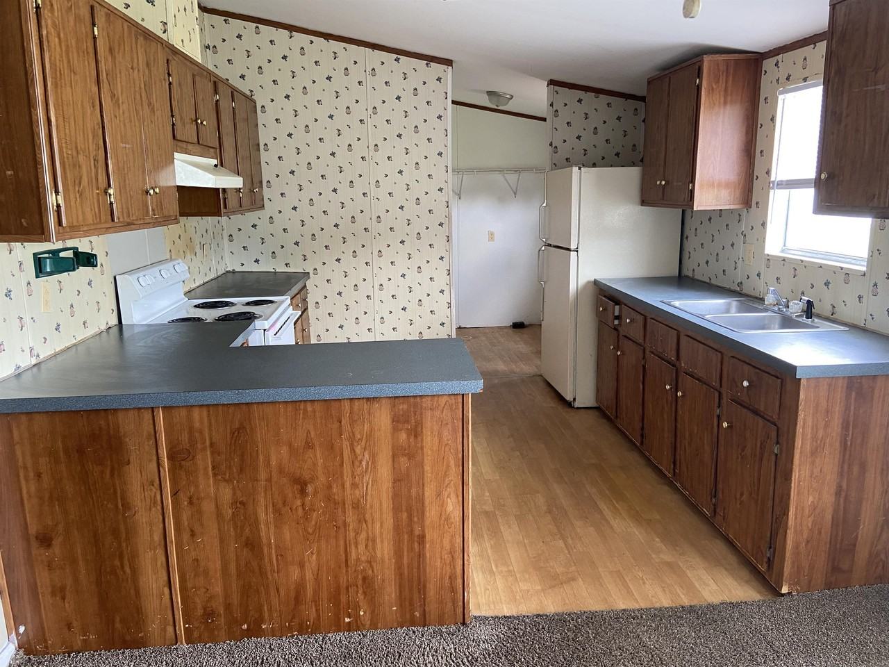 Sawgrass Mobile Home Park - Photo 3 of 15