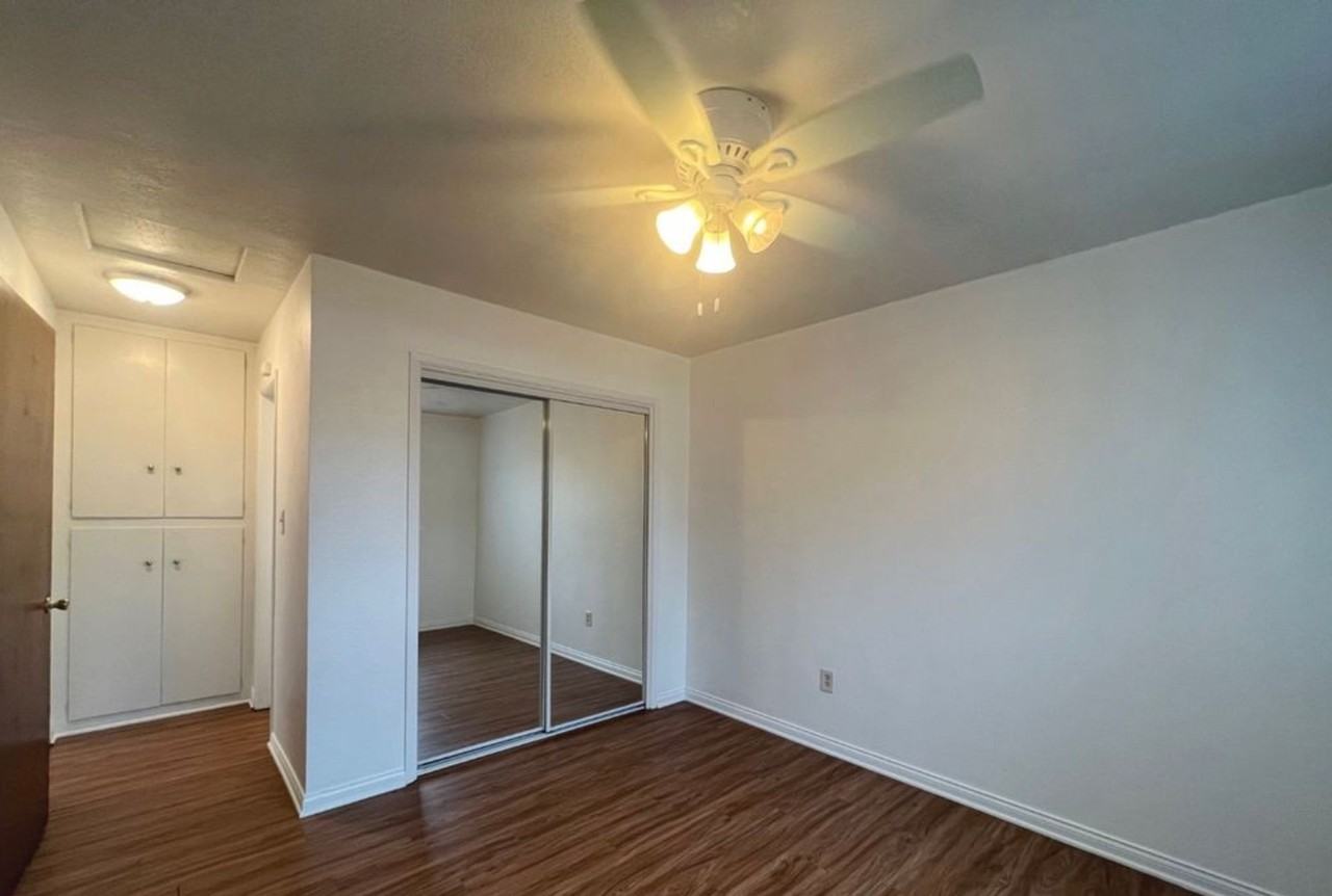 2596 Jefferson Street - Photo 4 of 7