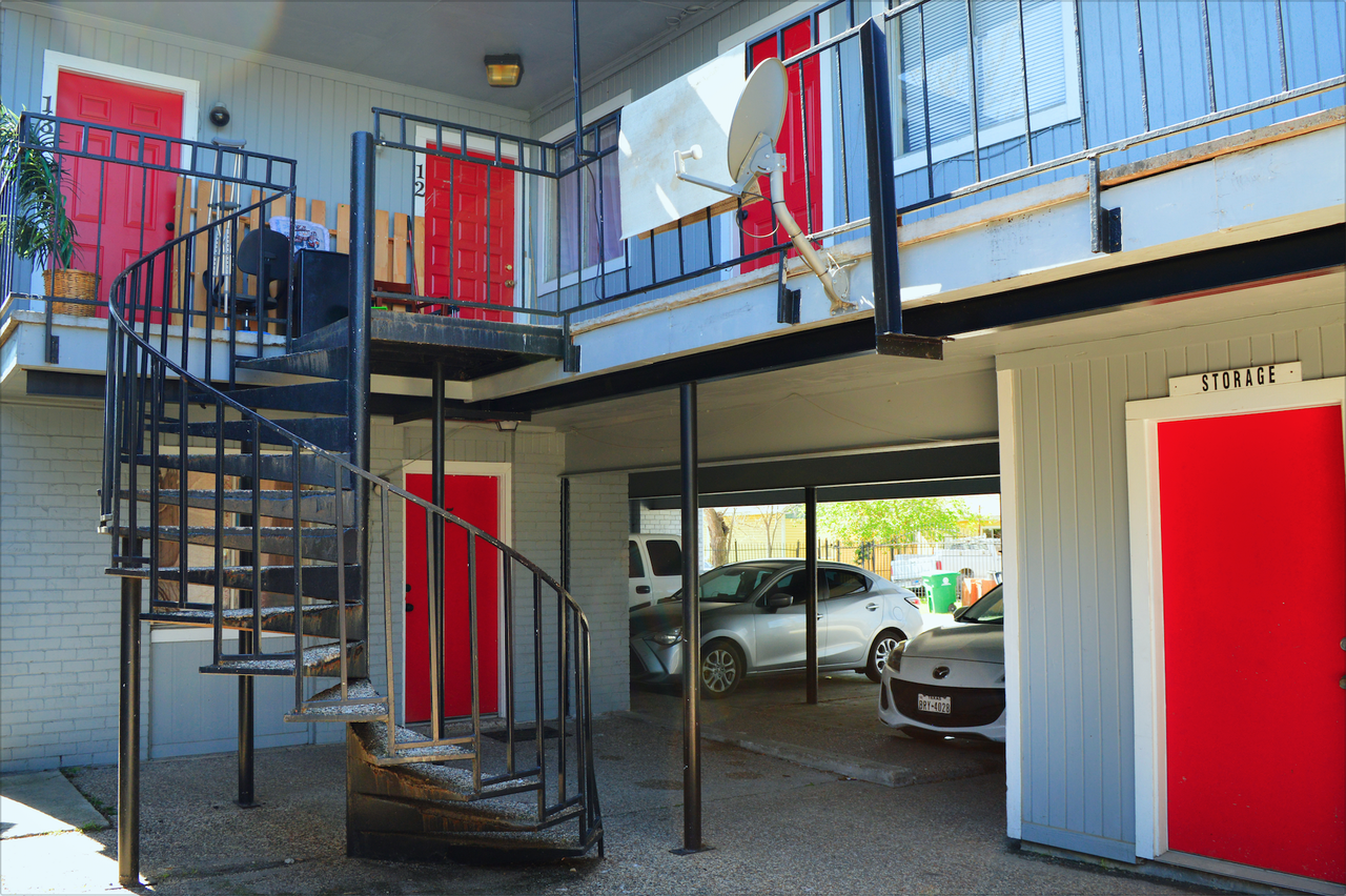 1617 Marlin - Photo 4 of 50