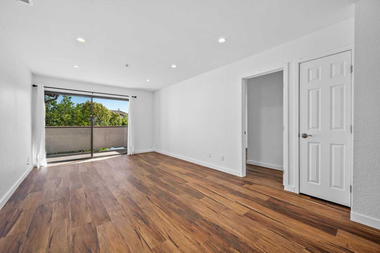 8601 Belmont Street - Photo 7 of 22