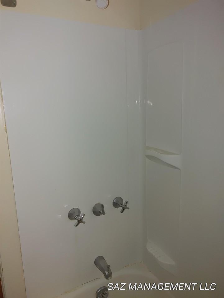 11EMercer - Photo 7 of 16