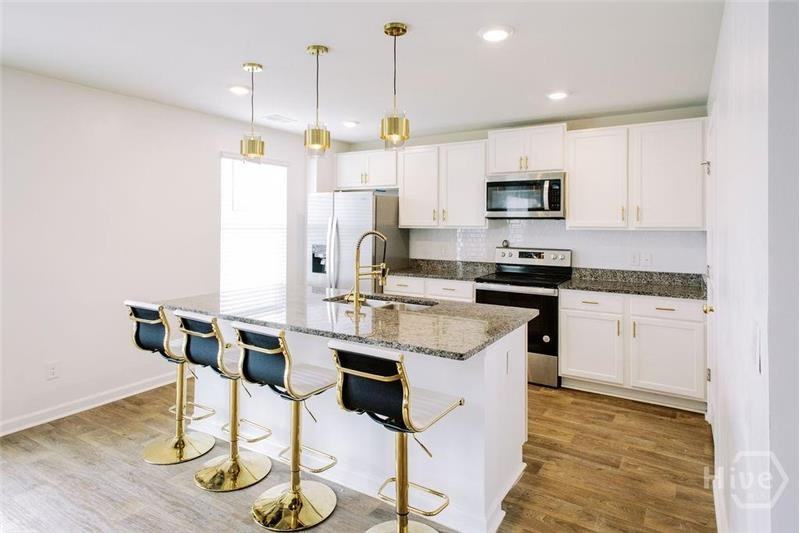 123 Skylar Road - Photo 5 of 24