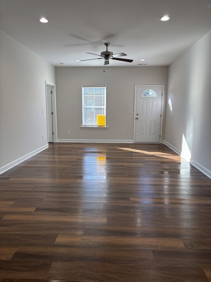 16574 Jamilynn Drive - Photo 7 of 9