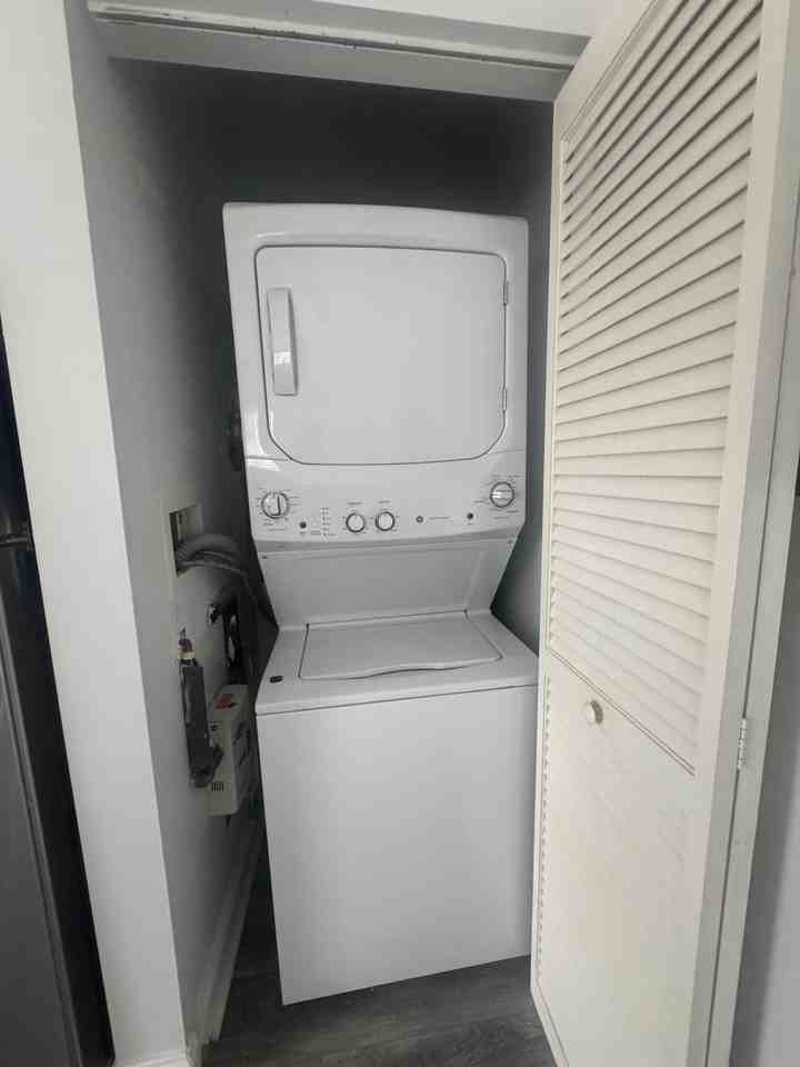 8401 BYRON AVE - Photo 3 of 11