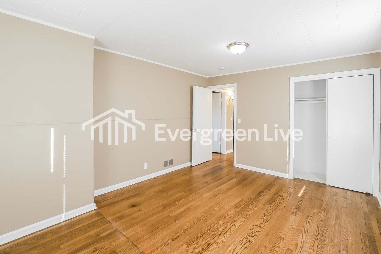 6701 Fairway Dr - Photo 7 of 15