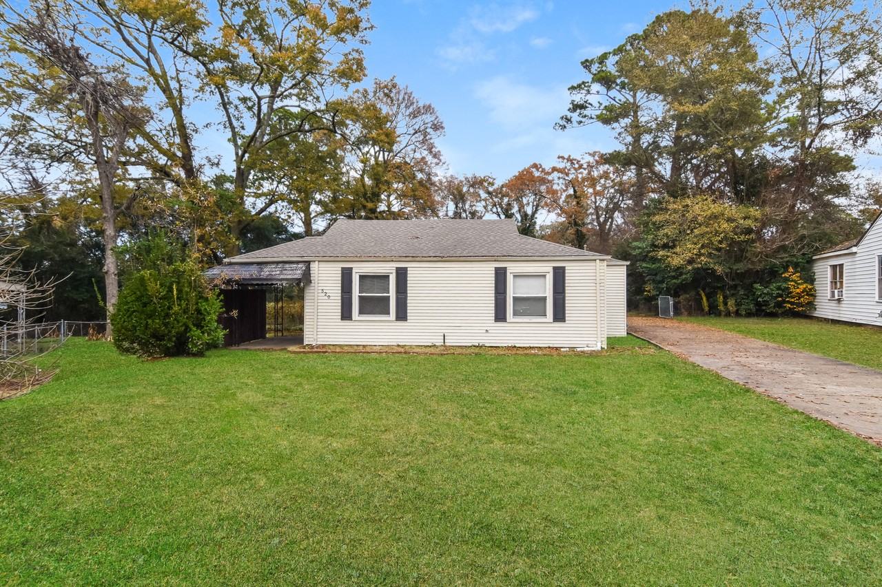 520 E Shawnee Dr - Photo 2 of 2