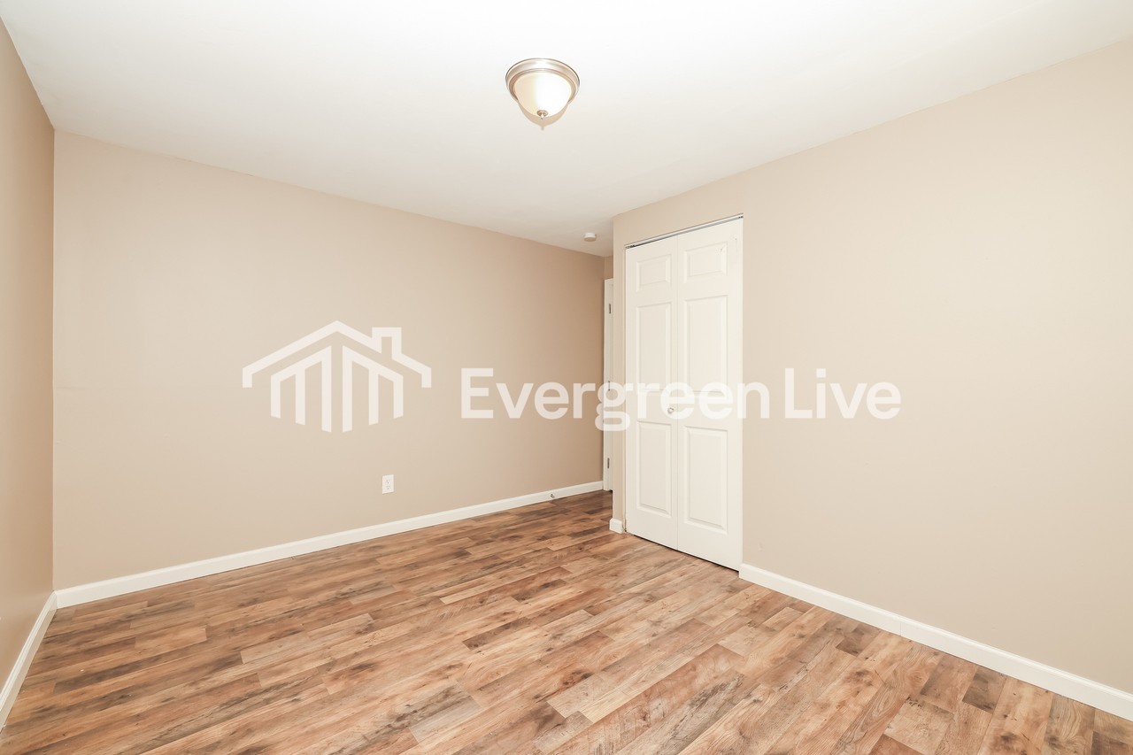 6660 Celestine St - Photo 6 of 15