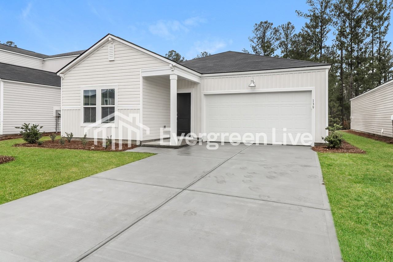 139 Barefoot Dr - Photo 2 of 15