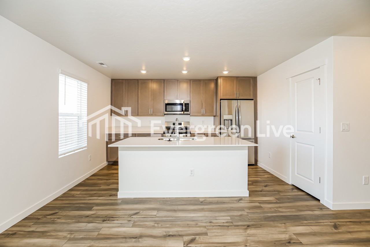 9350 W Happy Day Dr - Photo 4 of 16