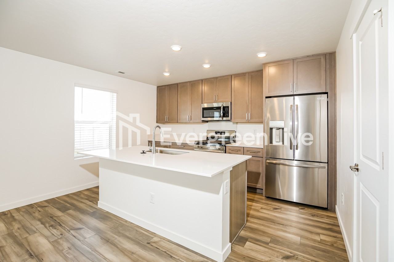 9350 W Happy Day Dr - Photo 5 of 16