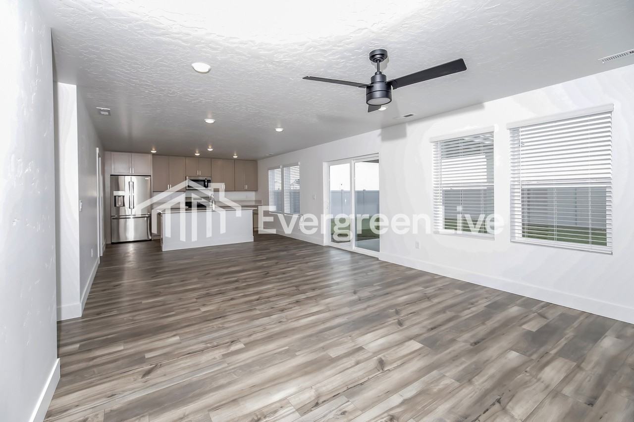 9094 W Inspirado St - Photo 3 of 16