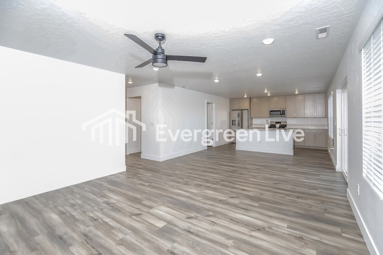 9094 W Inspirado St - Photo 4 of 16