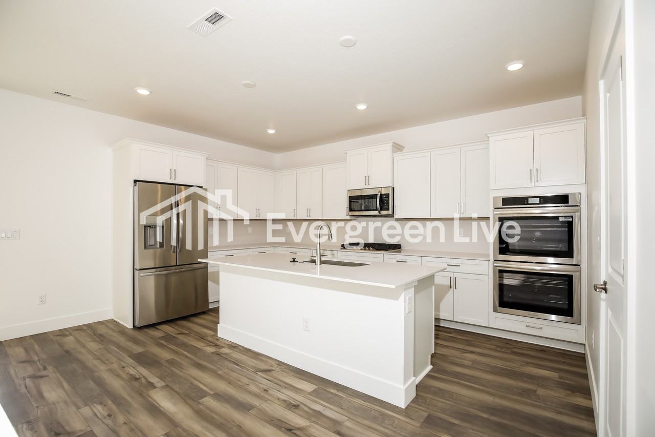 14359 Ripples Dr - Photo 5 of 16