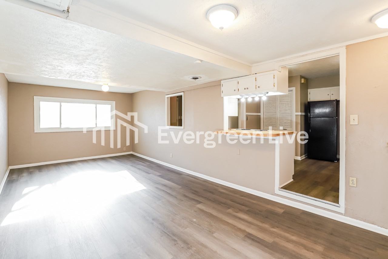 10008 E 78th Ter - Photo 3 of 15