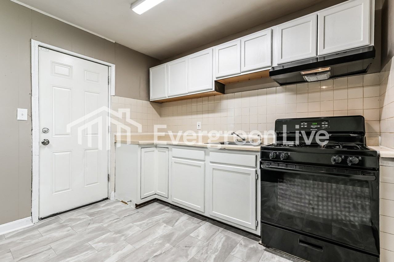 419 Ferdinand Dr - Photo 7 of 15