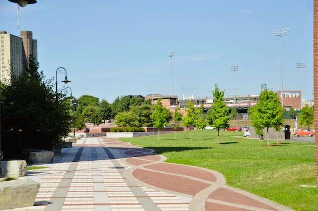 35 Riverwalk Way - Photo 4 of 24