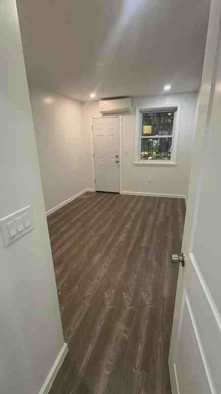 3978 Carpenter Ave - Photo 6 of 7