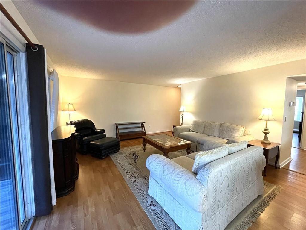 3083 Westwood Way - Photo 5 of 24