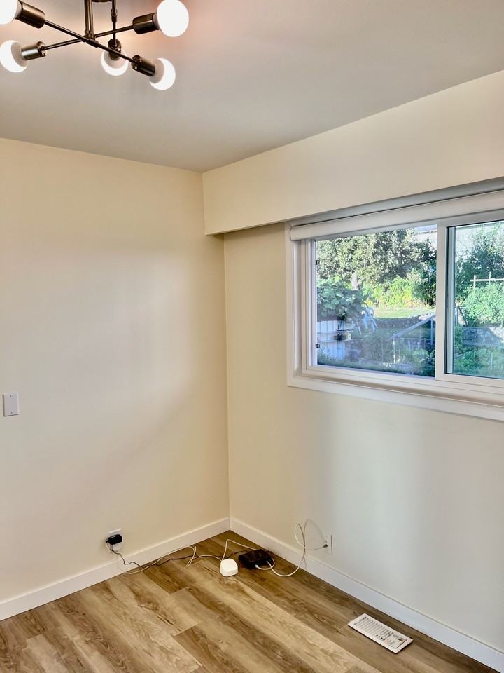 4861 Oxford Street - Photo 7 of 18