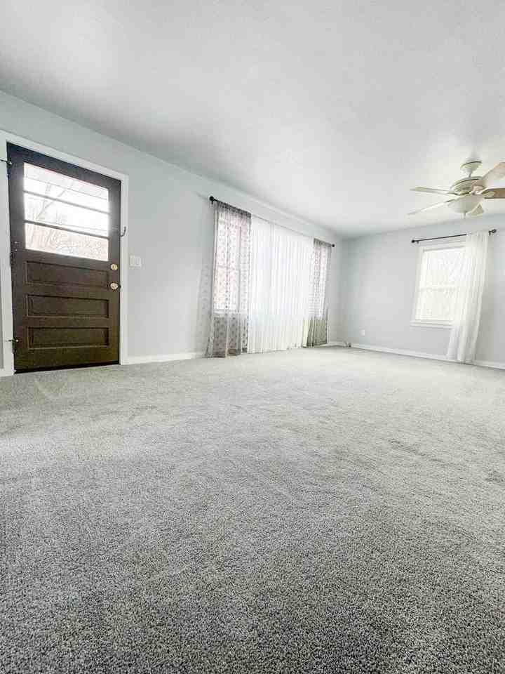 89 Elm St - Photo 2 of 24