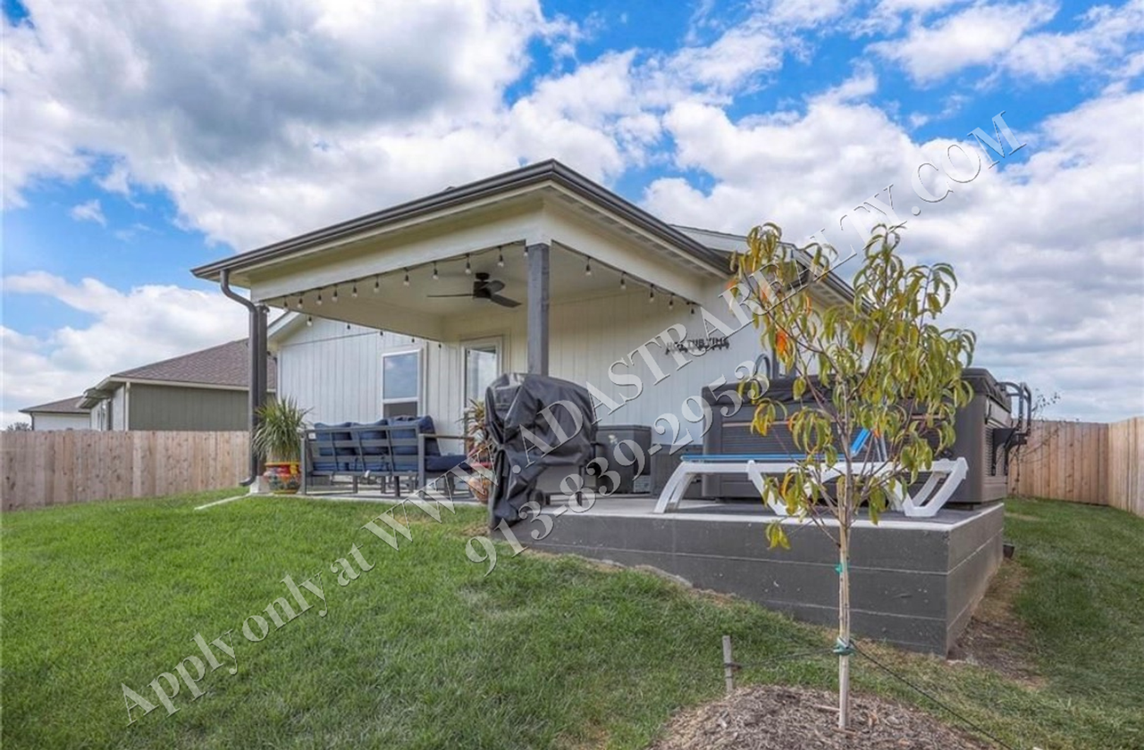 435 E Park Hill Dr - Photo 2 of 26