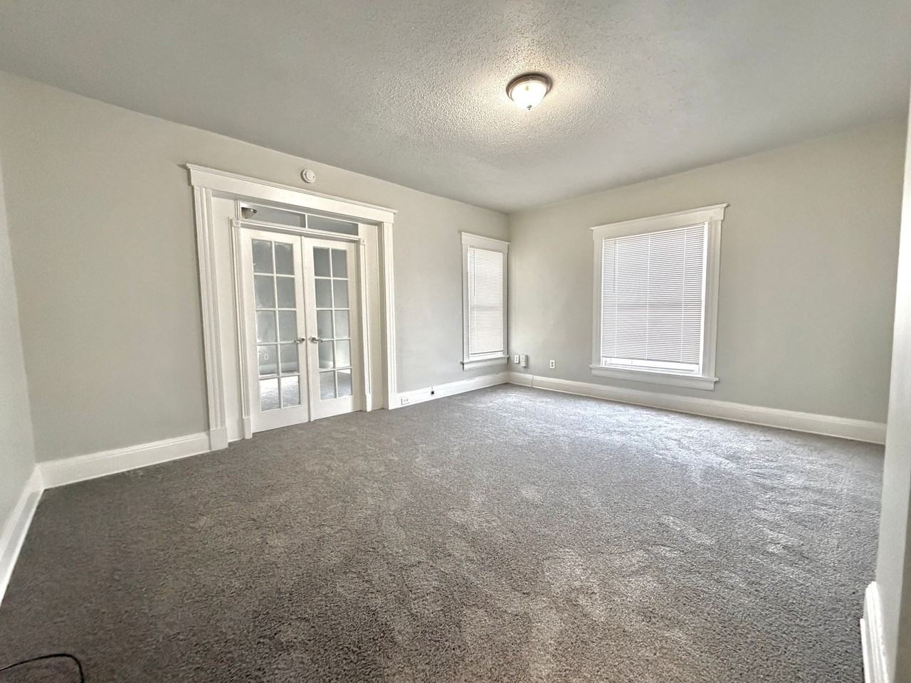 414 Beech  Street - Photo 3 of 11