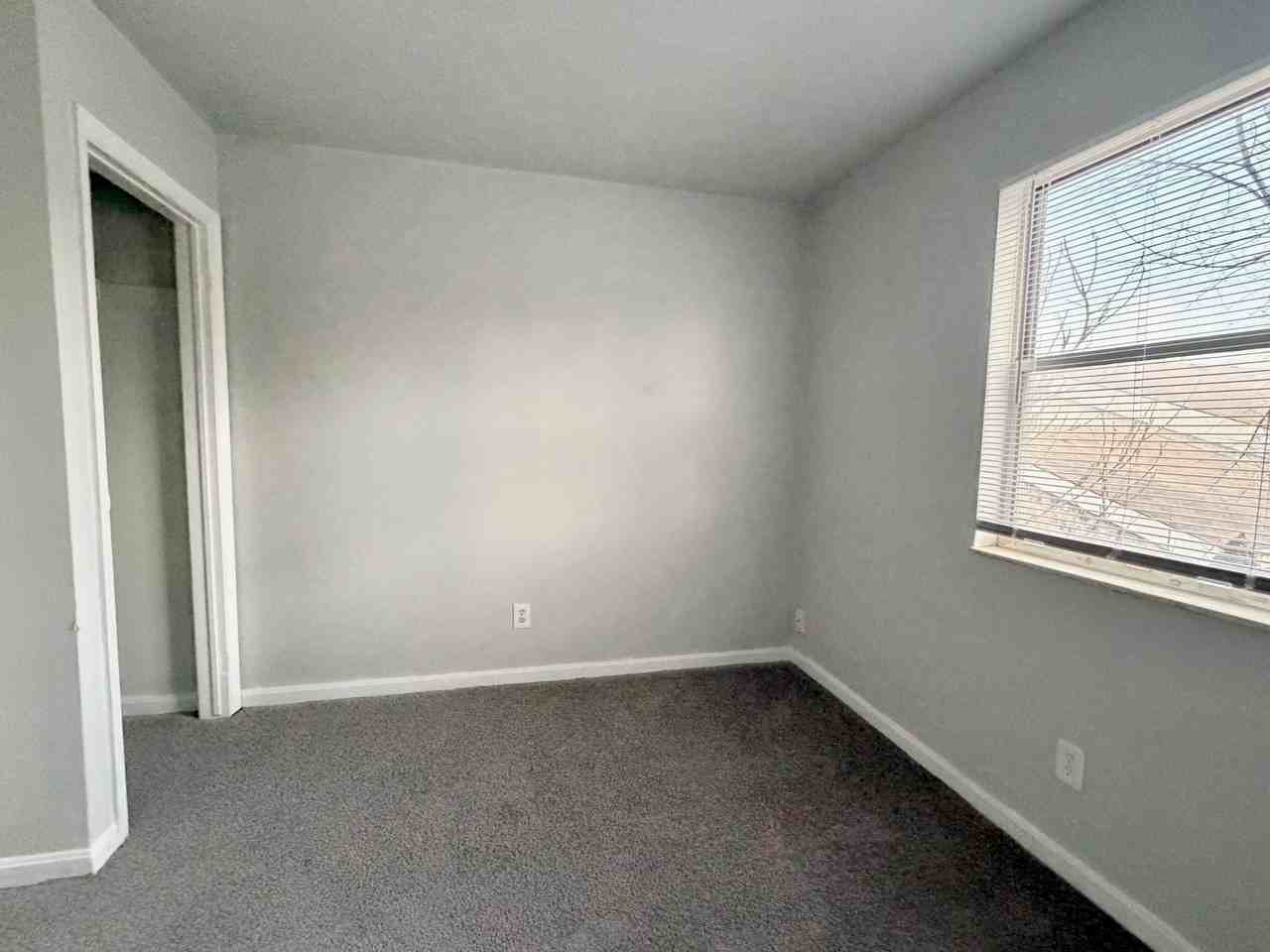 414 Beech  Street - Photo 6 of 11