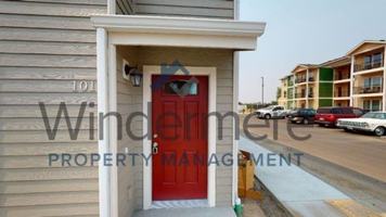 featured image of 135 Sw Silverstar Ln