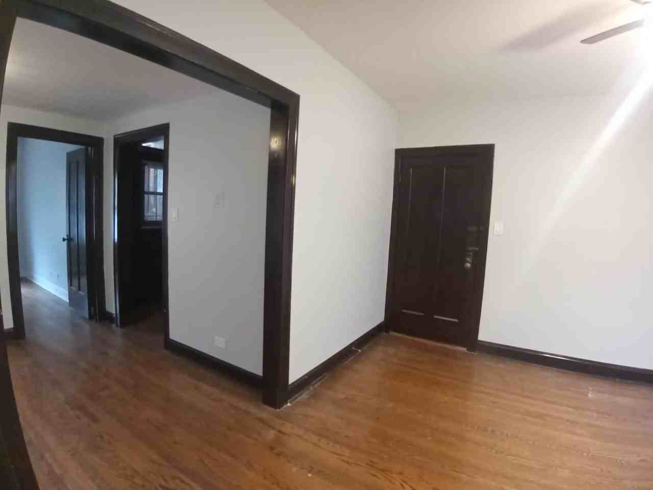 5501 W Wellington Ave - Photo 7 of 21