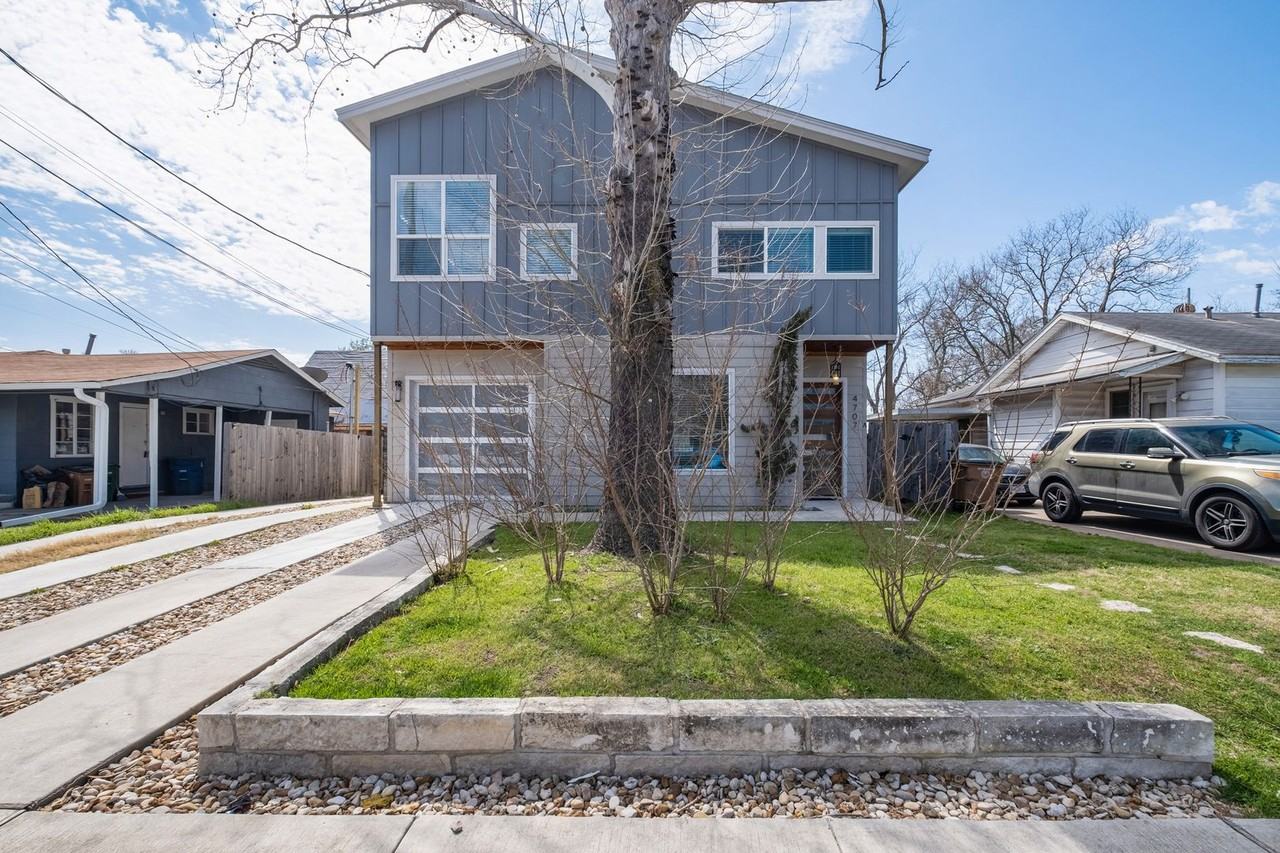 4707A Leslie Ave - Photo 2 of 25