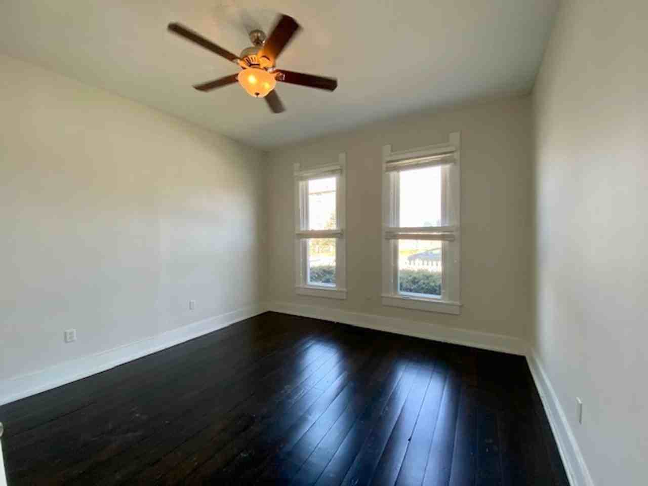 1341 Fletcher Ave - Photo 7 of 24