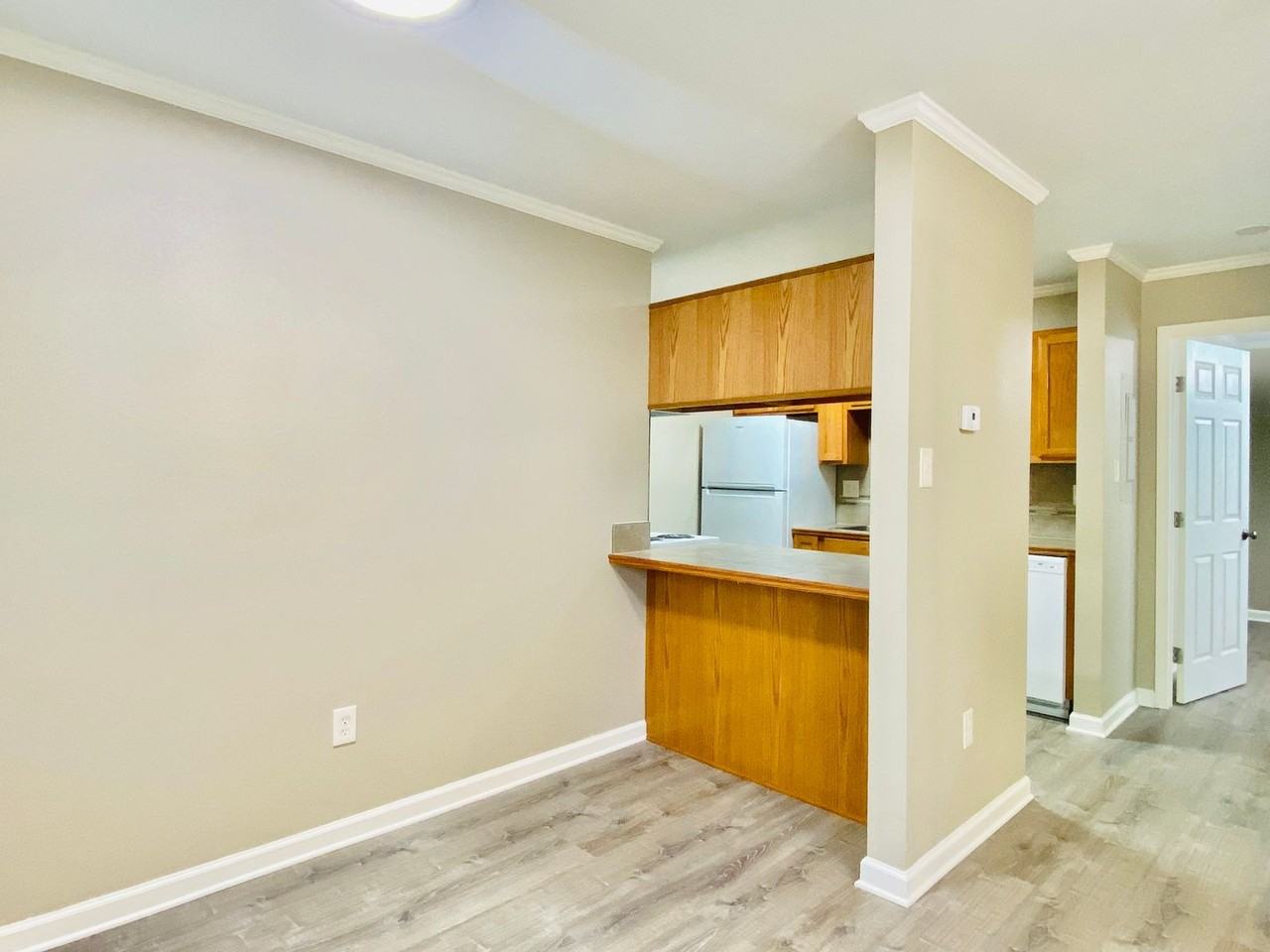 Sharlo Condominiums - AMH LLC - Photo 3 of 8