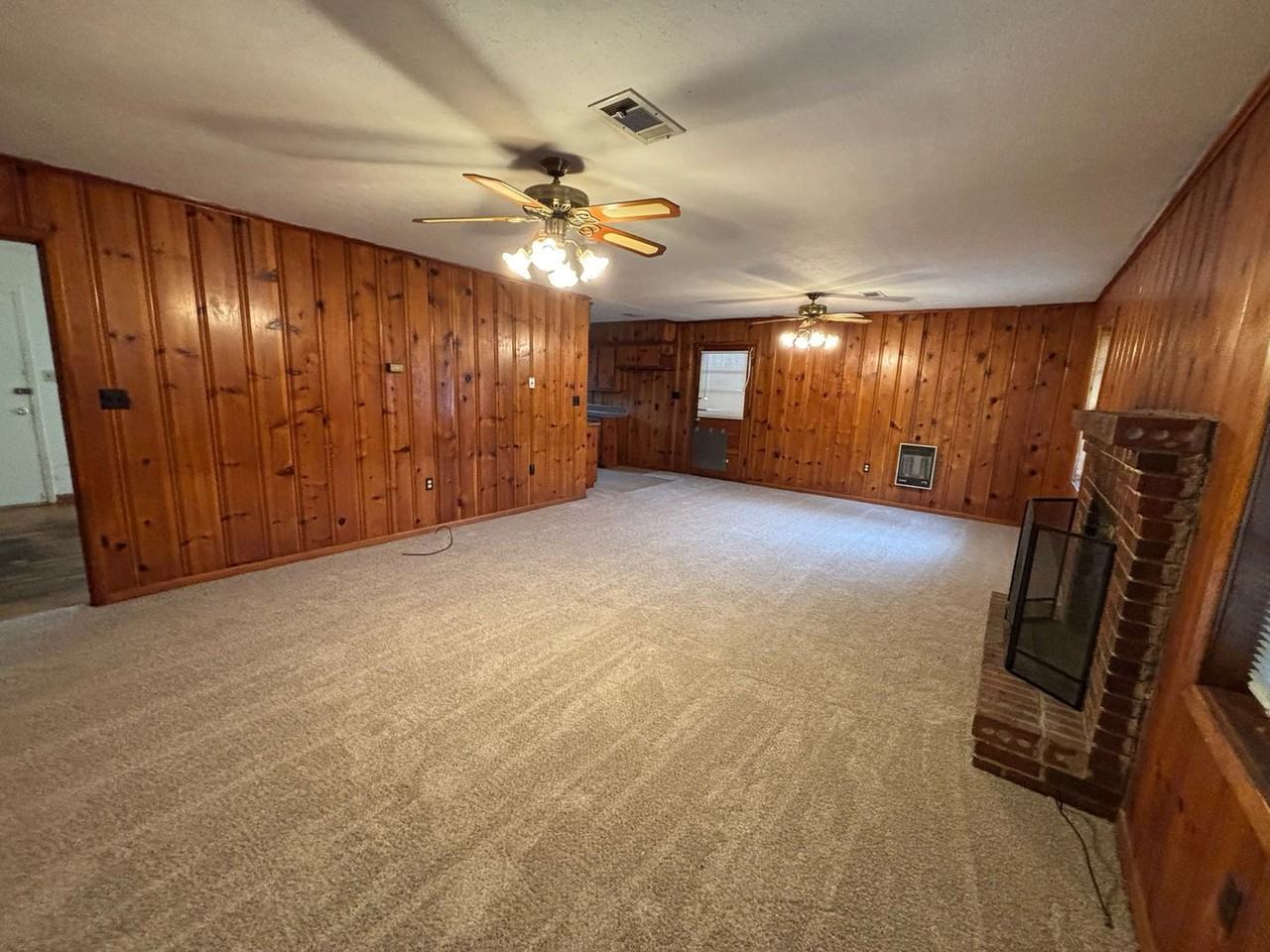 259 Oswichee Rd - Photo 5 of 18