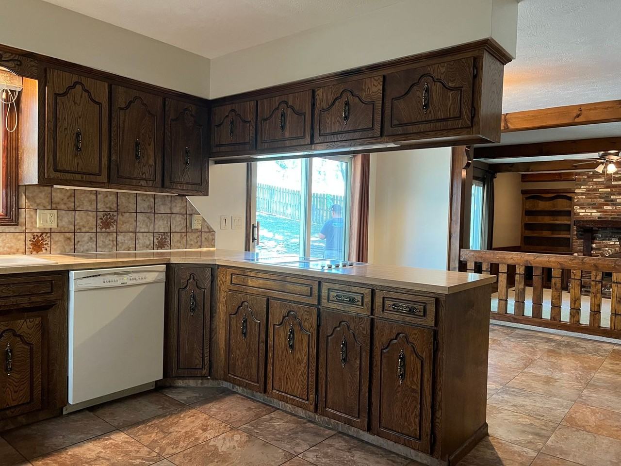 107 S 132nd St - Photo 4 of 25