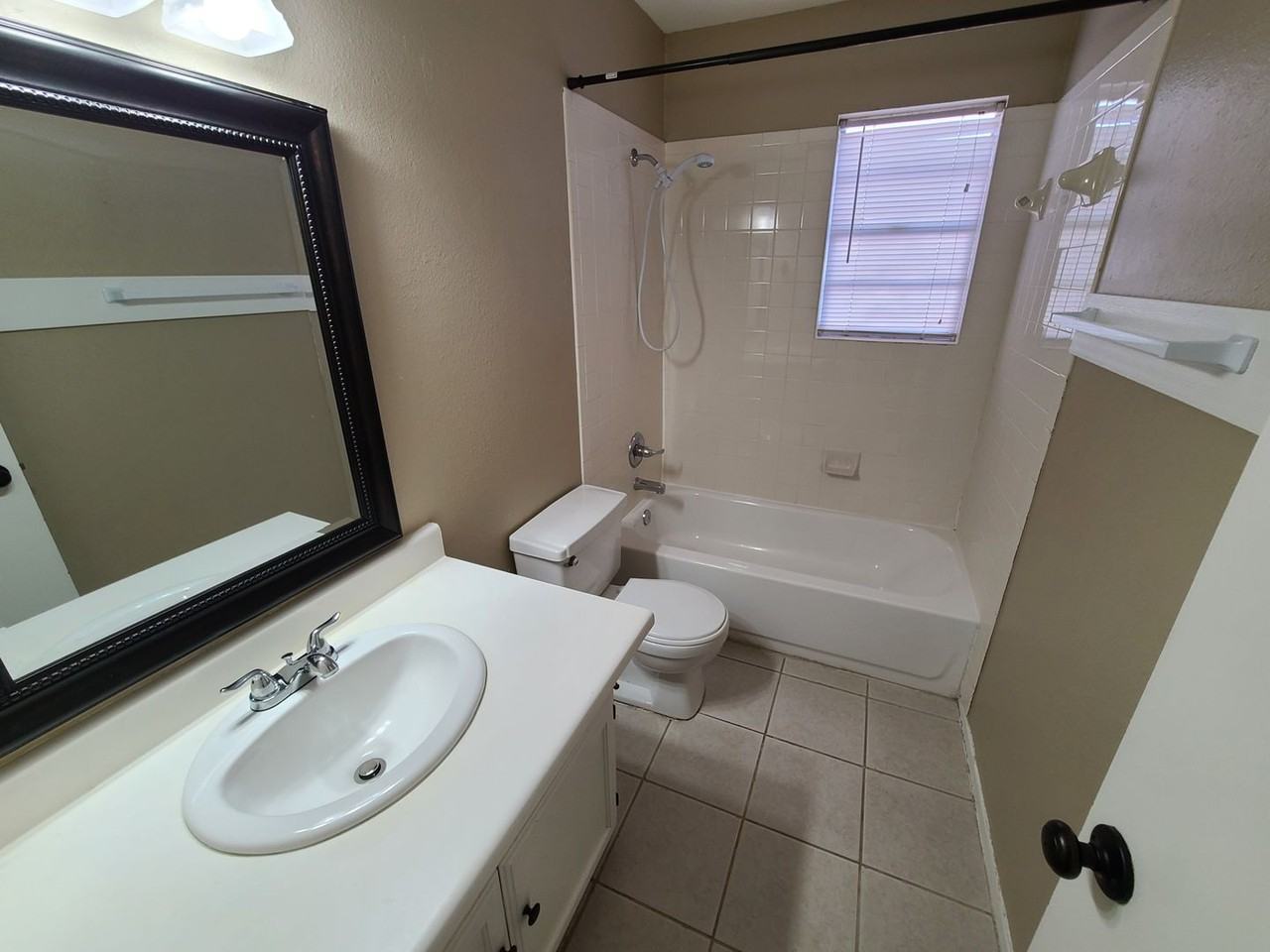 1237 Tres Rios Dr - Photo 5 of 16